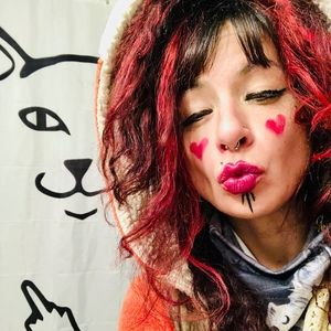 Meet your Posher, Christina